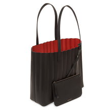 Load image into Gallery viewer, Black Pleated Tote - Flamma
