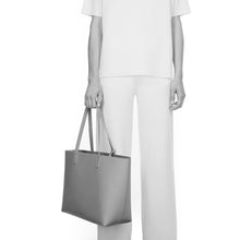 Load image into Gallery viewer, Calf Large Tote - Midnight Blue
