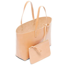 Load image into Gallery viewer, Large Tote - Cammello/Raw
